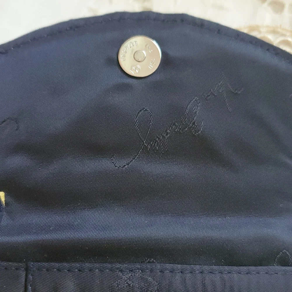 🦜 2/$10 Vera Bradley Ellie Blue Wristlet. - Picture 7 of 12